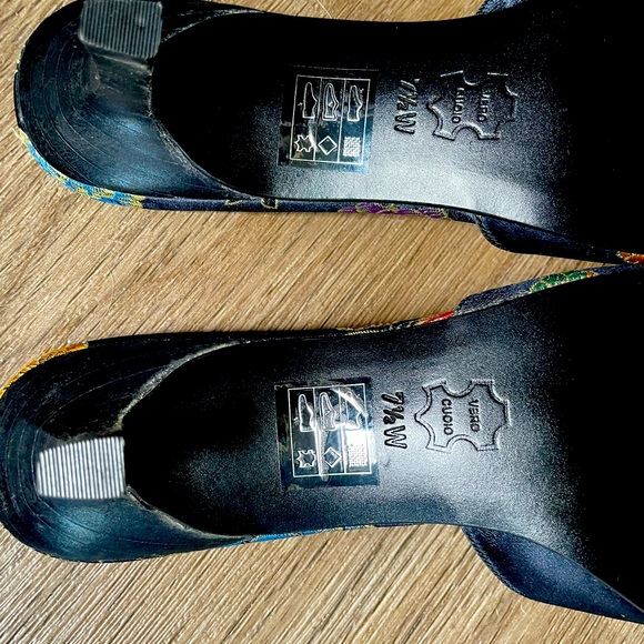 NEW RSVP Black Chinese Silk Heel w/box. 7.5M - Picture 5 of 9